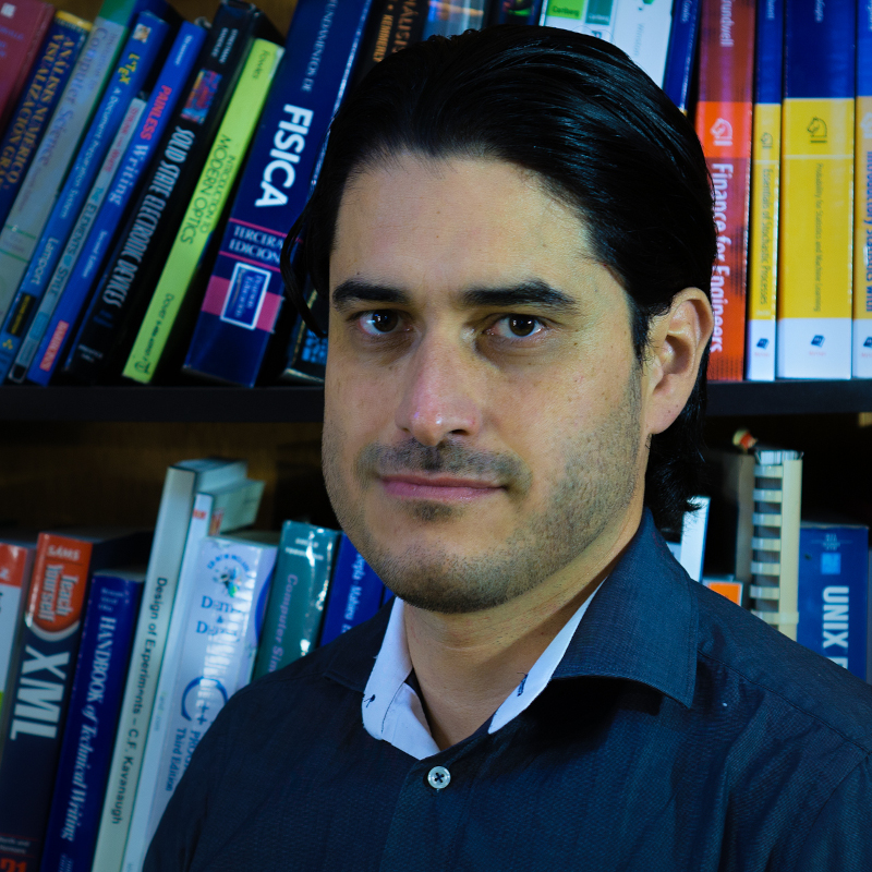 Portrait Francisco Jimenez